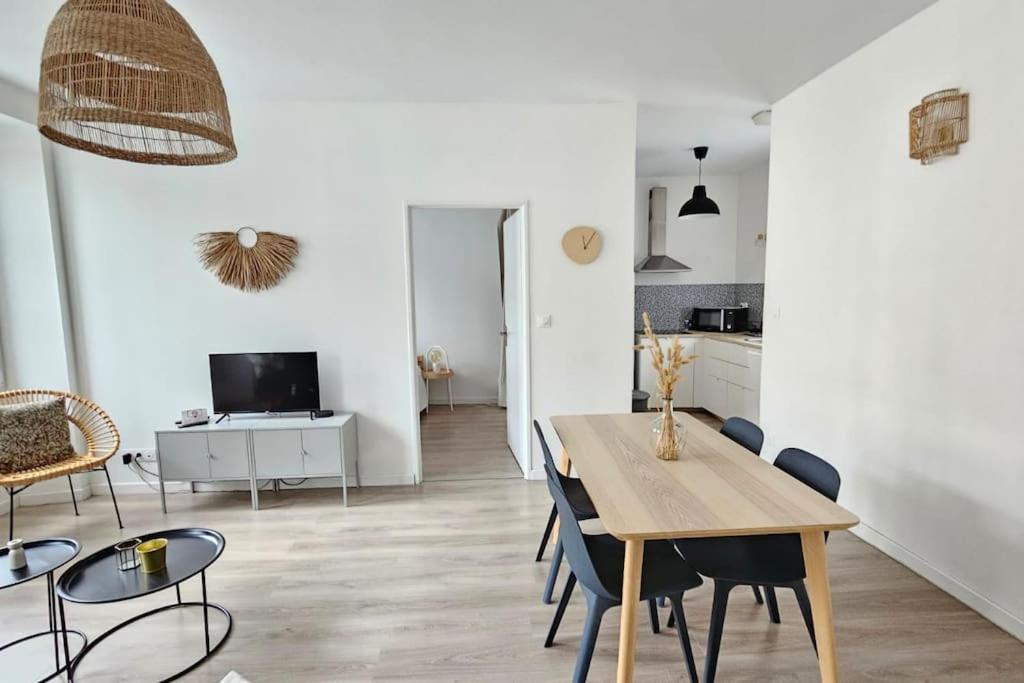 Superbe Appartement 2 Chambres Au Coeur De Pau Kültér fotó